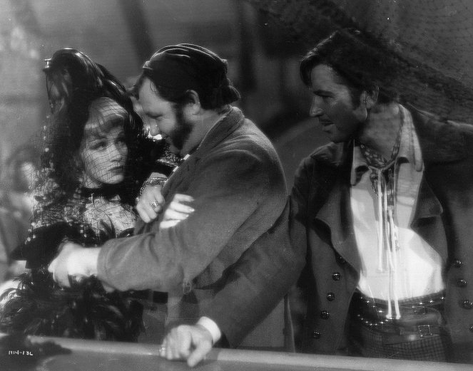 Marlene Dietrich, Andy Devine, Bruce Cabot