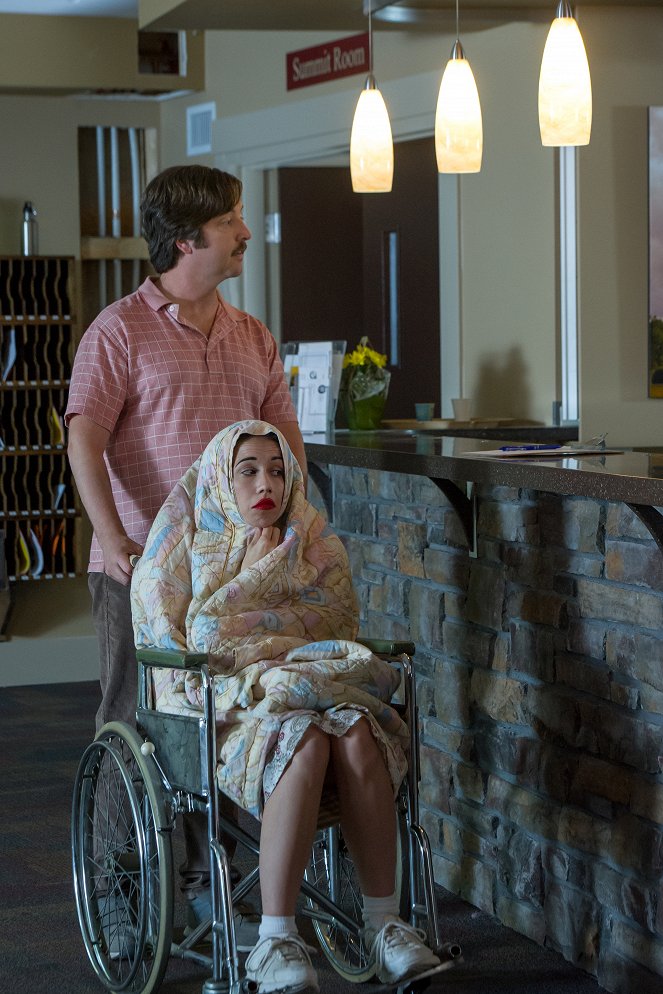 Haters Back Off - Netwerking at the Nursing Home - Z filmu