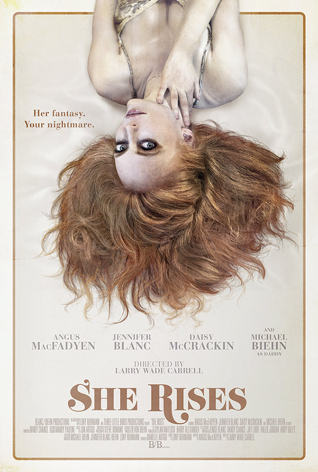 She Rises - Plagáty
