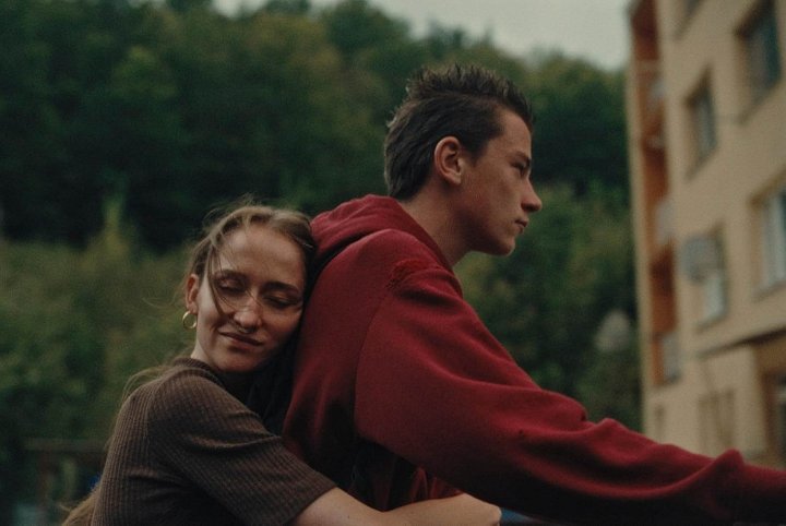 Nahoře nebe, v dolině já Nahoře nebe, v dolině já