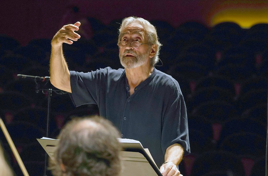 Jordi Savall Dirigiert Mozarts Requiem Mozartwoche Salzburg