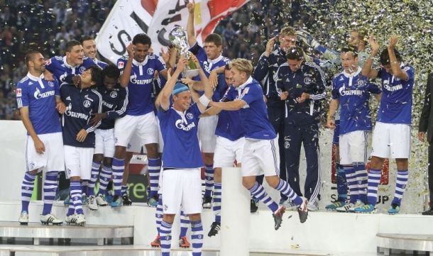 Schalke získalo německý Superpohár a má nového brankářského hrdinu