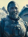 Idris Elba ve víru akce