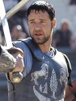 Russell Crowe bude znovu bojovat s Římany