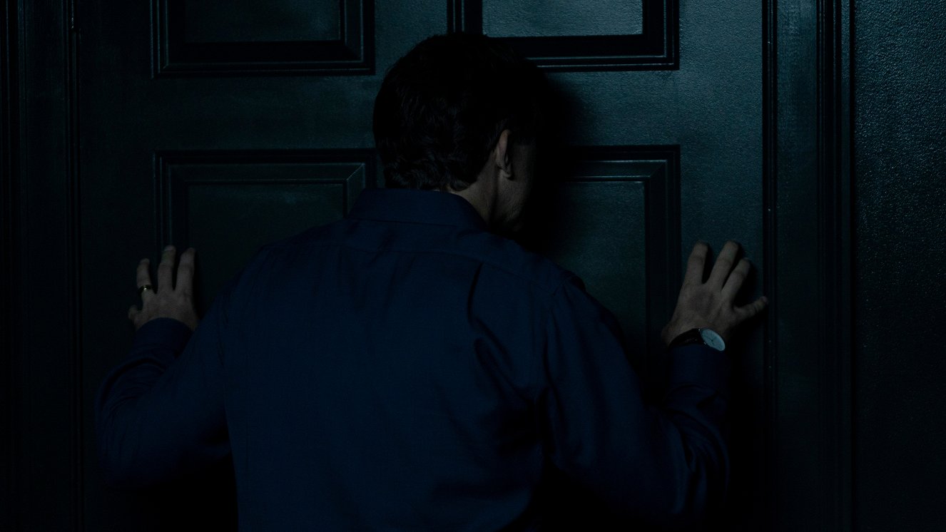 Джейкоб лофленд айзек. Анджела сарафян дом у болота. Дом у болот 2021 отзывы. A house on the bayou, 2021. Дом у болот 2021 отзывы.