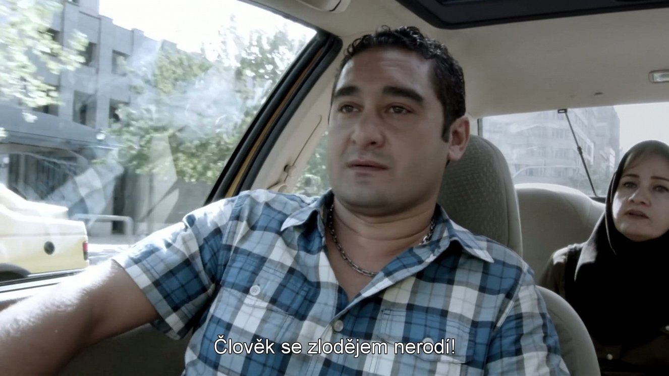 Taxi Teherán (2015) ČSFD.cz