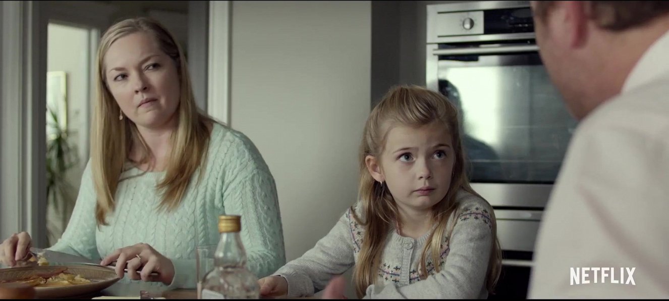 Shimmer Lake (2017) ČSFD.cz