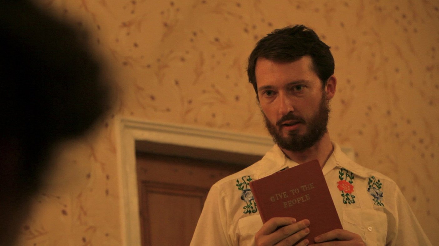 Dustin Guy Defa Galerie Z filmu ČSFD.cz