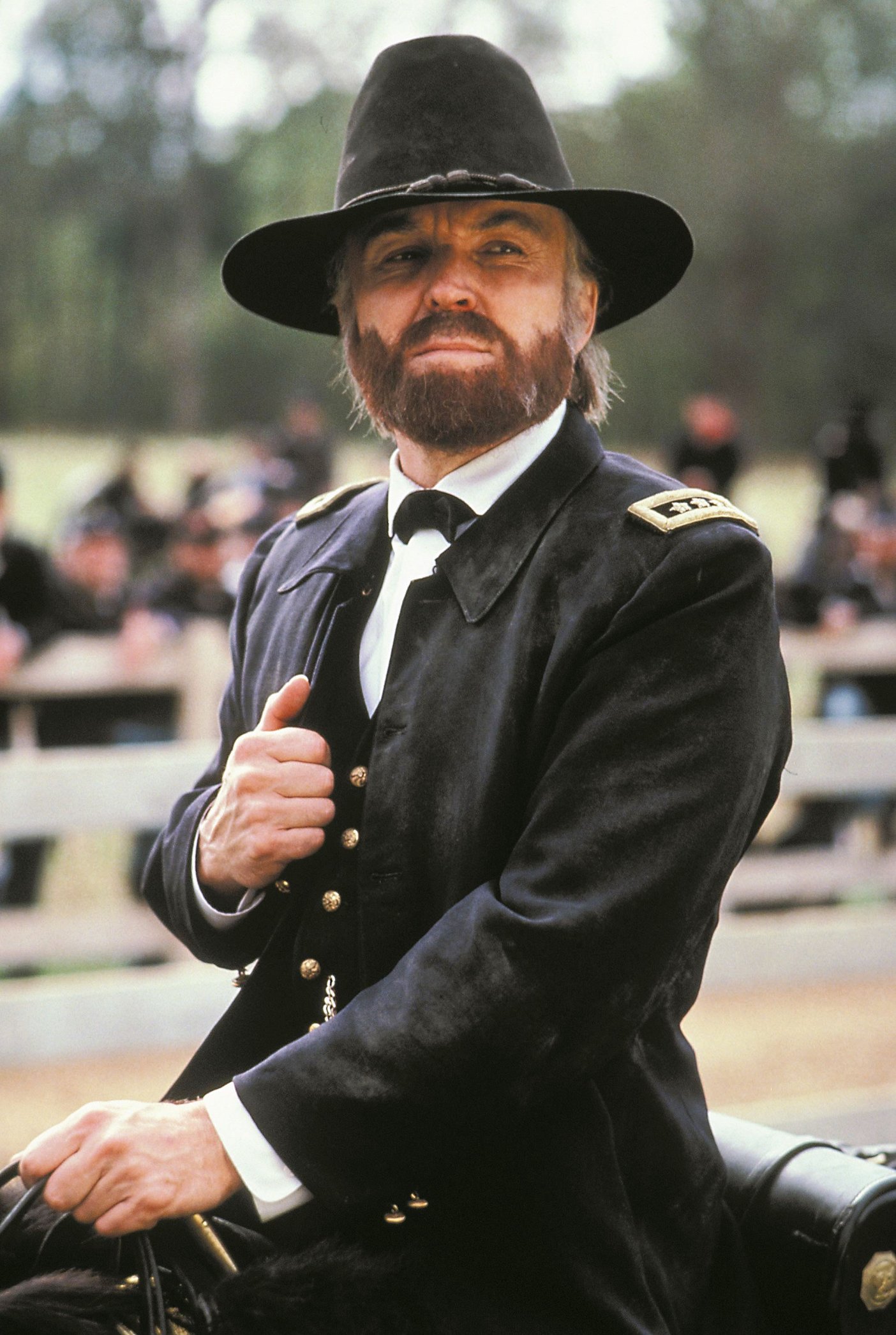 How Rich Is Anthony Zerbe?  A Surprising Look - 3tsabjm