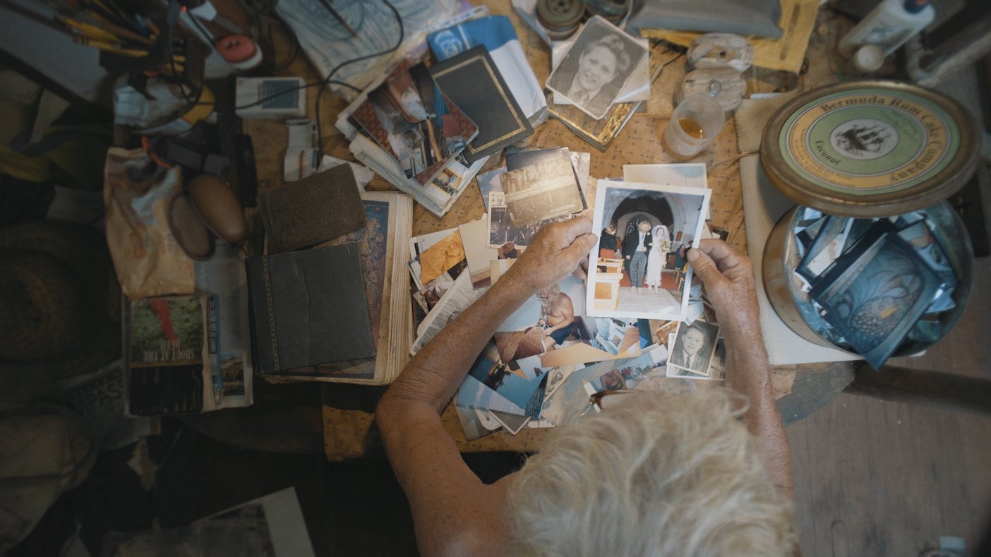 Paul Erling Johnson Galerie Z filmu ČSFD.cz