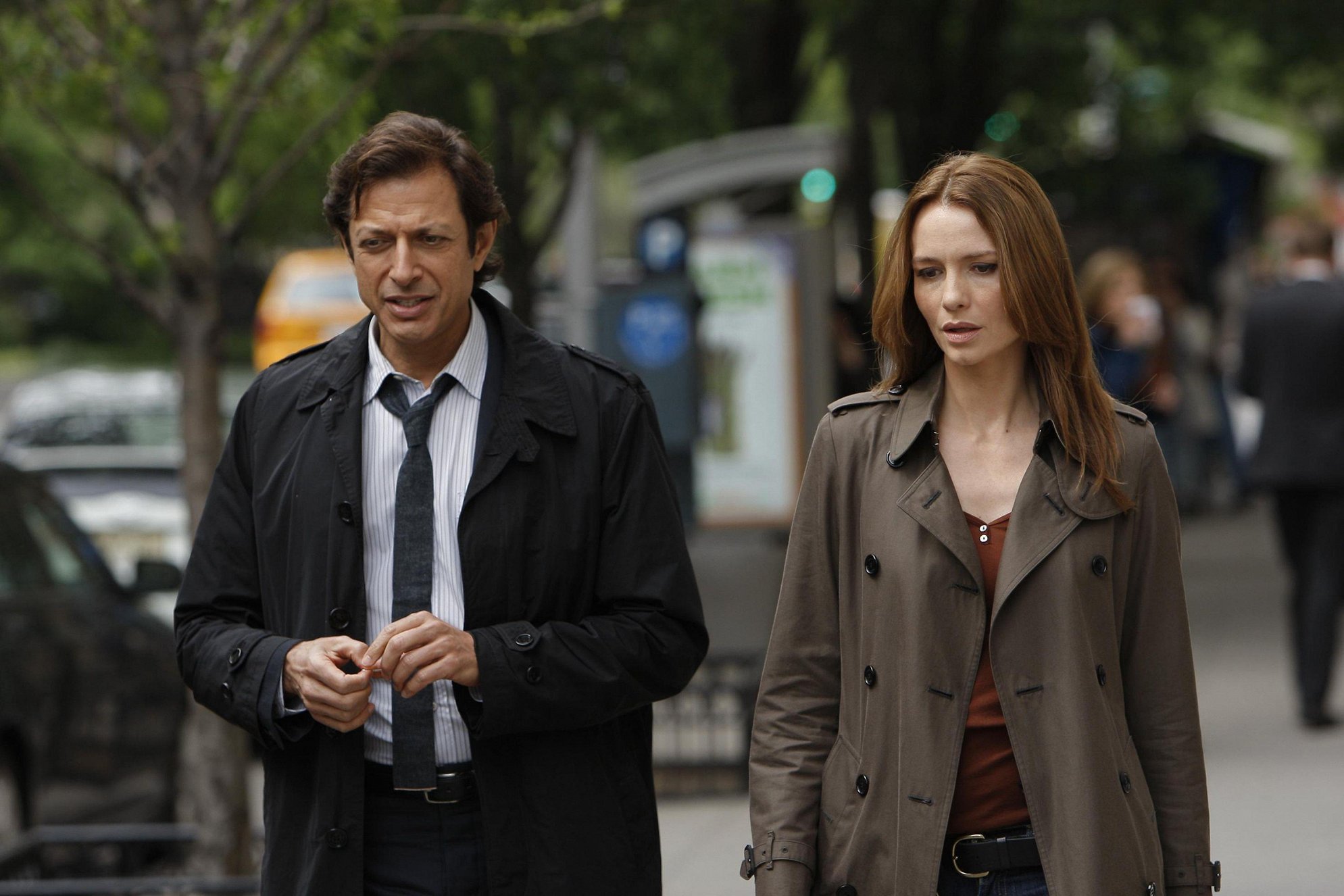 Zákon a pořádek Zločinné úmysly Tři v jednom (S09E16) (2010