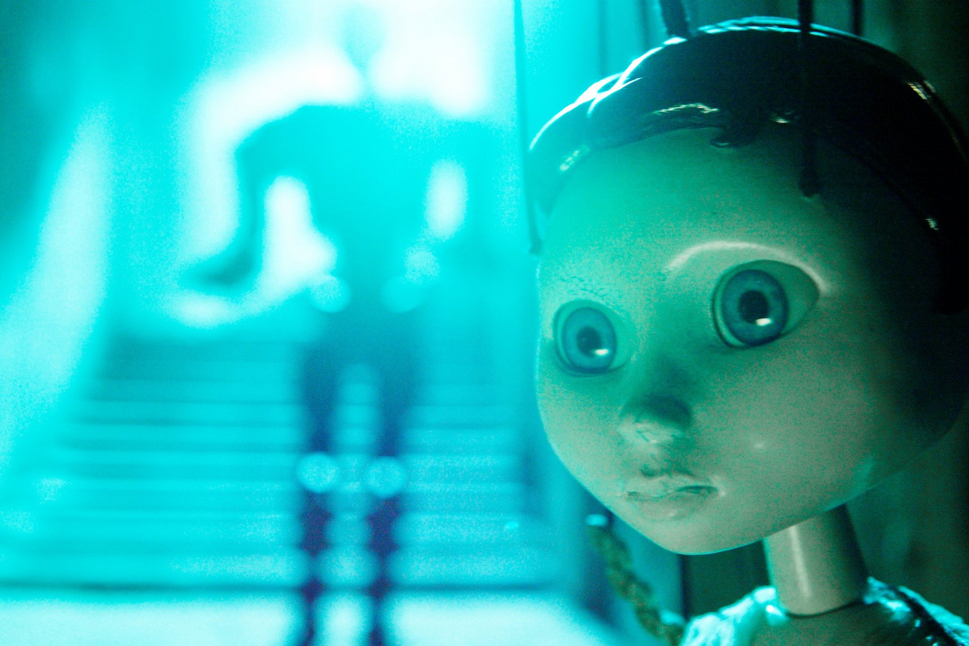 Strings (2004) ČSFD.cz