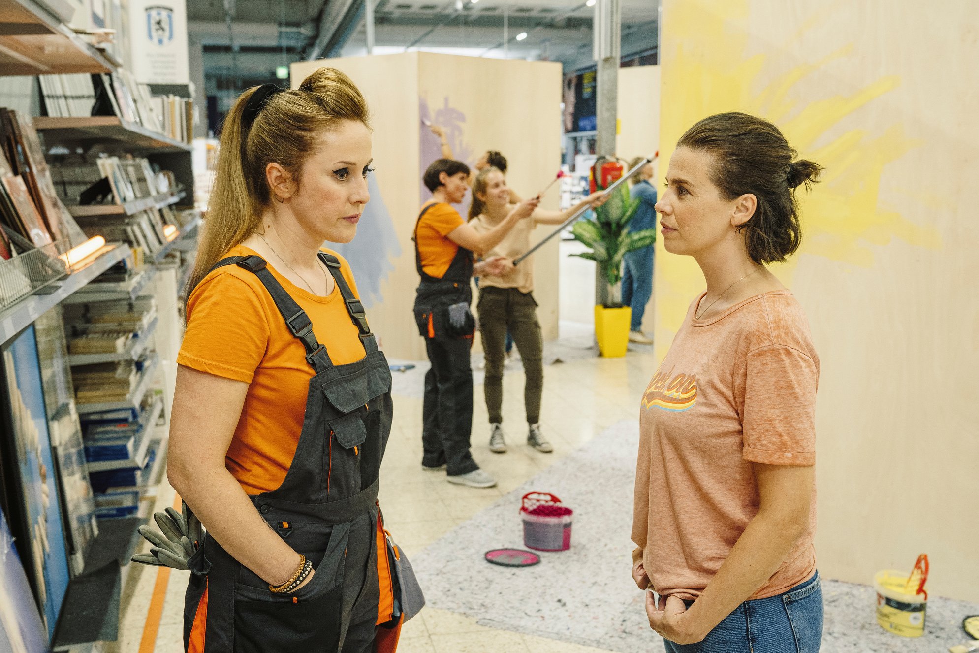 Kinder und andere Baustellen (2020) Galerie Z filmu ČSFD.cz Kinder und andere Baustellen (2020) Galerie Z filmu ČSFD.cz