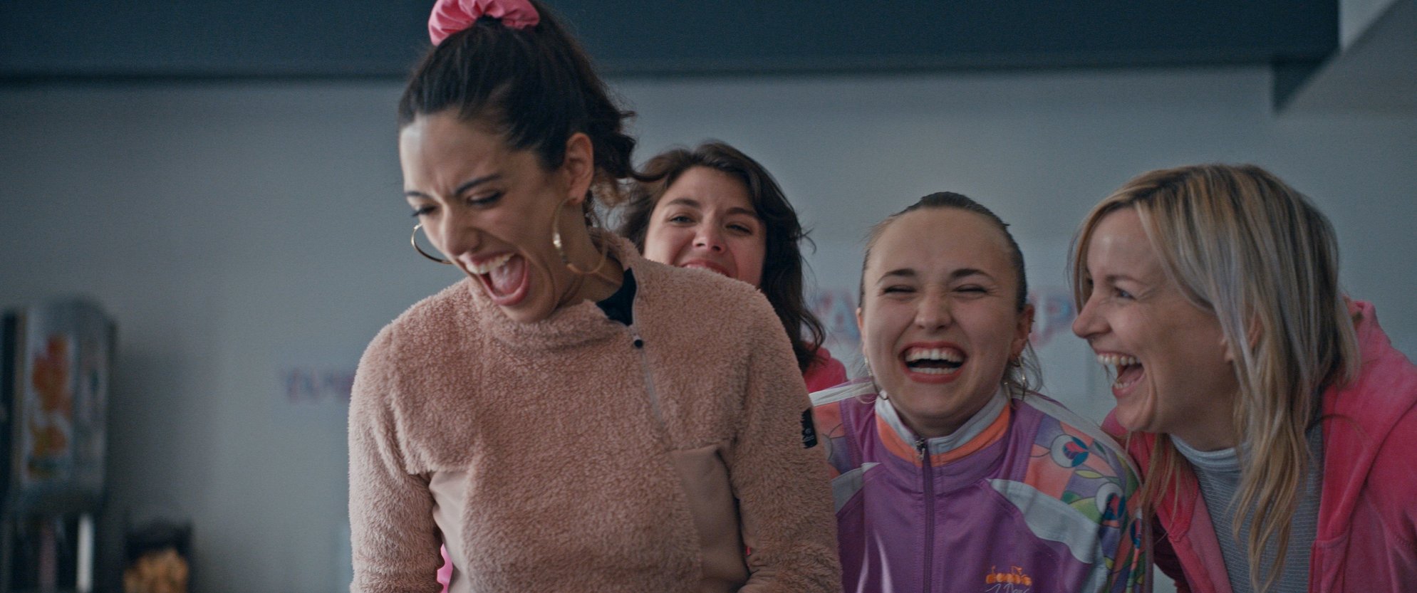 Derby Girl Suzanne De Baecque Derby Girl - Derby girl (E06) (2020) | Galerie - Z filmu | ČSFD.cz
