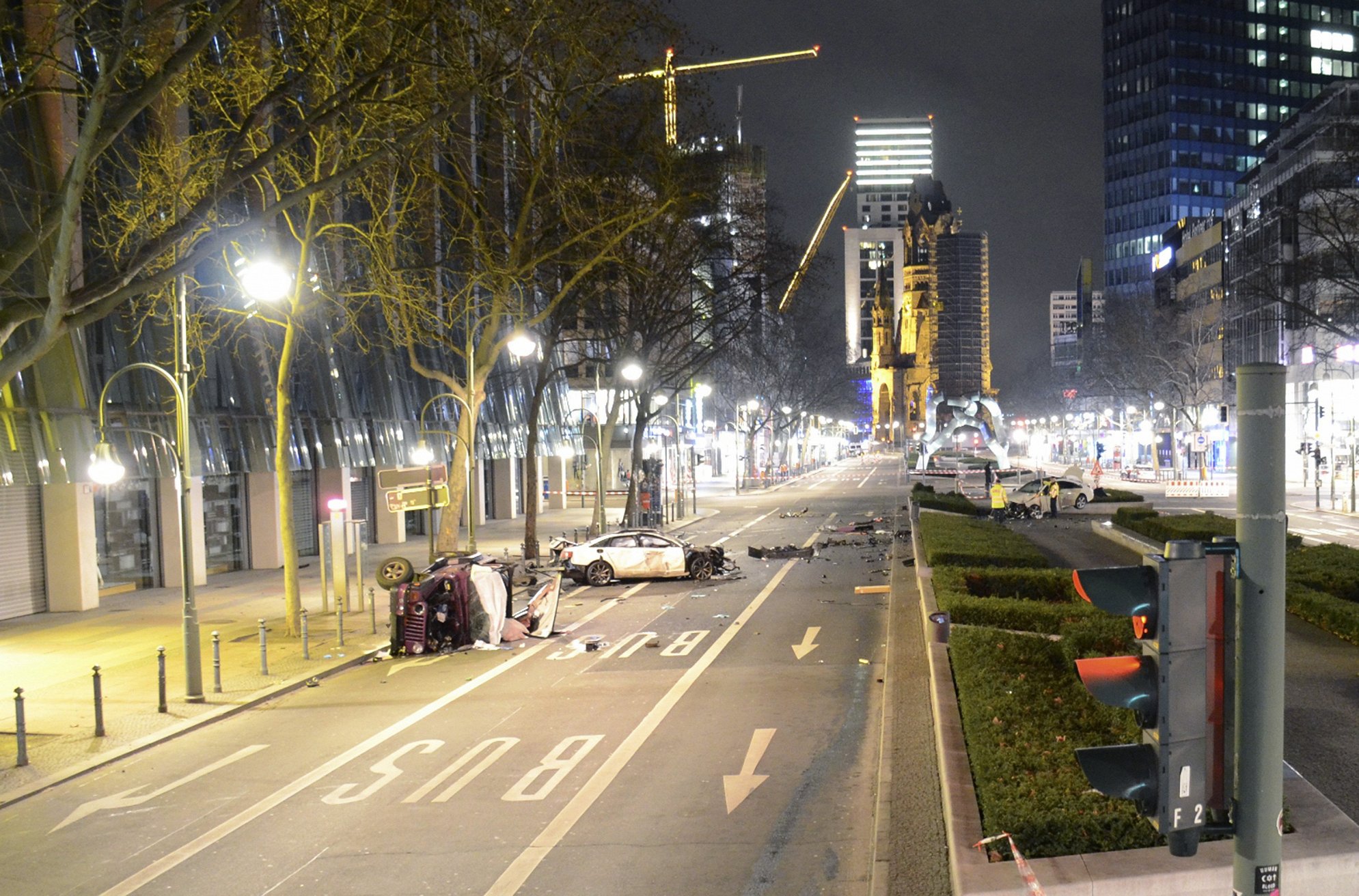 Crime Time - Auf den Spuren der Ku’damm-Raser – Folge 1 (S11E01) (2022 ...