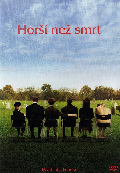 Re: Horší než Smrt / Death and Funeral (2007)