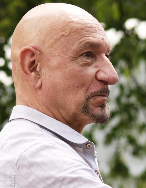 Ben Kingsley - Studiokuvat