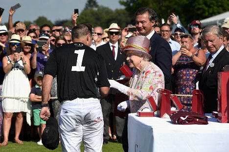 Queen Elizabeth attends the Cartier Queen's Cup Polo at Guards Polo Club on June 18, 2017 in Egham, England. - Queen Elizabeth II - Events