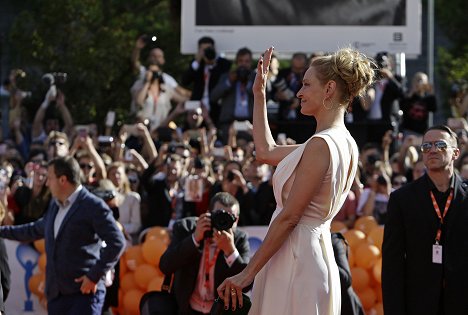 Arrival at the Opening Ceremony of the Karlovy Vary International Film Festival on June 30, 2017 - Uma Thurman - Z akcií