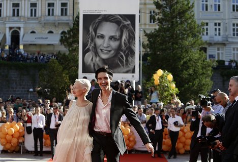 Arrivals at the Opening Ceremony of the Karlovy Vary International Film Festival on June 30, 2017 - Anna Fialová, Jared Doreck - Z imprez