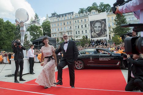 Arrival at the Opening Ceremony of the Karlovy Vary International Film Festival on June 30, 2017 - Jiří Bartoška - Événements