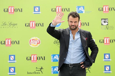 Edoardo De Angelis attends Giffoni Film Festival 2017 on July 20, 2017 in Giffoni Valle Piana, Italy - Edoardo De Angelis - Z imprez