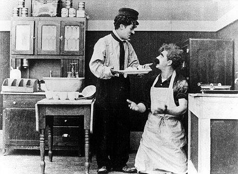 Charlie Chaplin, Albert Austin - The Fireman - Do filme