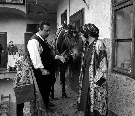 Vladimír Menšík - Szerelmek, esőcseppek - Filmfotók