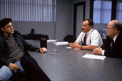 Ron Livingston, John C. McGinley, Paul Willson - Office Space - Photos