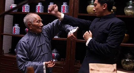 Ip Chun, Dennis To - Ip Man 3: Nesmrteľný majster - Z filmu