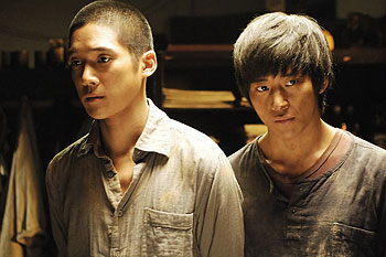 Chang-ui Song, Wan Lee - Sonyeoneun woolji anhneunda - Z filmu