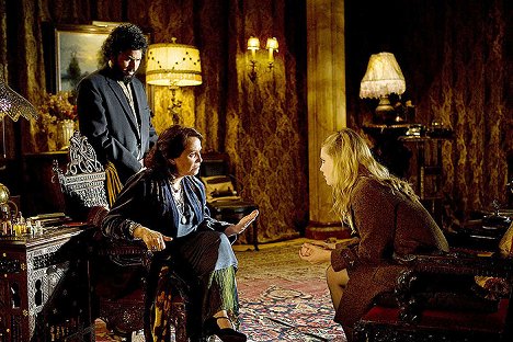 Dileep Rao, Adriana Barraza, Alison Lohman - Jusqu'en enfer - Film