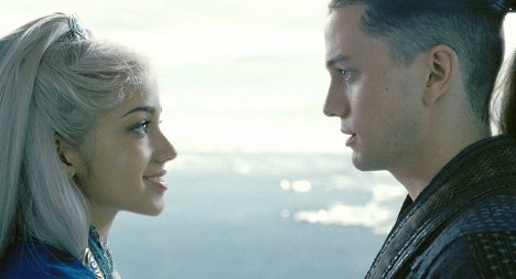 Seychelle Gabriel, Jackson Rathbone - Poslední vládce větru - Z filmu