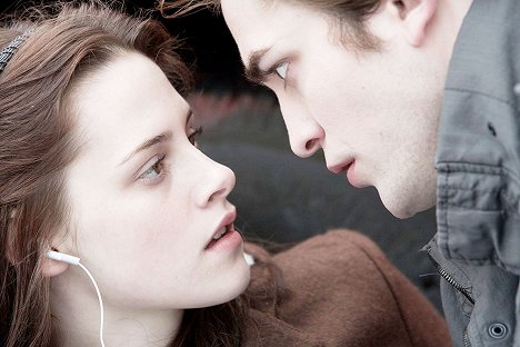 Kristen Stewart, Robert Pattinson - Twilight - Photos