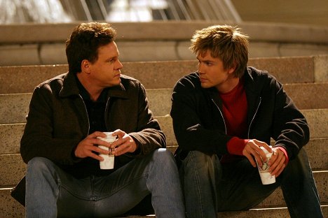 Craig Sheffer, Chad Michael Murray - Tuti gimi - Season 3 - Filmfotók