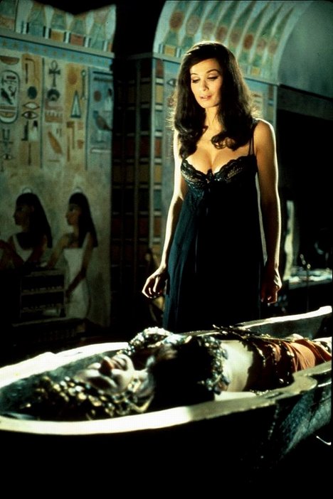 Valerie Leon - Blood from the Mummy's Tomb - Kuvat elokuvasta