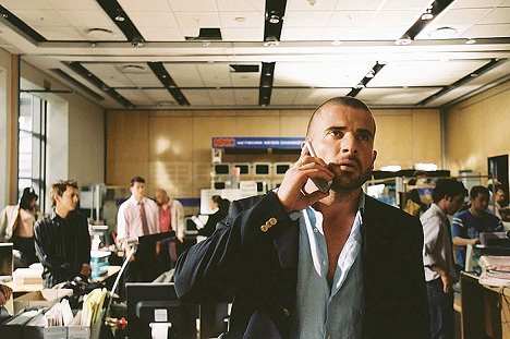 Dominic Purcell - Primeval - Photos
