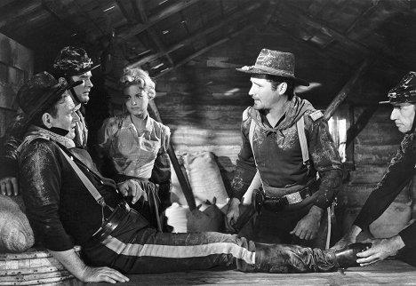John Wayne, Constance Towers - The Horse Soldiers - Photos