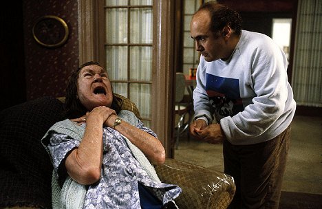 Anne Ramsey, Danny DeVito - Throw Momma from the Train - Photos