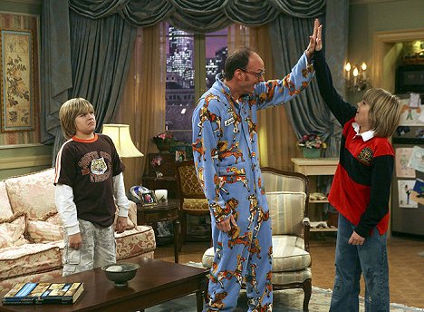 Dylan Sprouse, Brian Stepanek, Cole Sprouse - The Suite Life of Zack and Cody - Van film