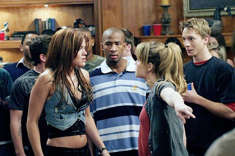 Danneel Ackles, Antwon Tanner - One Tree Hill - Photos