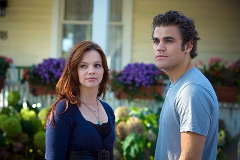 Amber Tamblyn, Paul Wesley - The Russell Girl - Photos