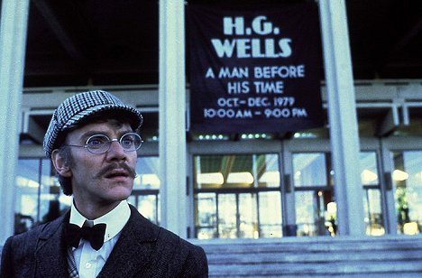 Malcolm McDowell - Podróż w czasie - Z filmu