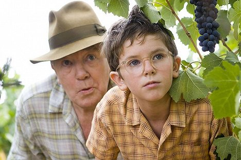 Albert Finney, Freddie Highmore - Dobry rok - Z filmu