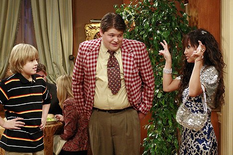 Dylan Sprouse, Jareb Dauplaise, Brenda Song - The Suite Life of Zack and Cody - Filmfotos