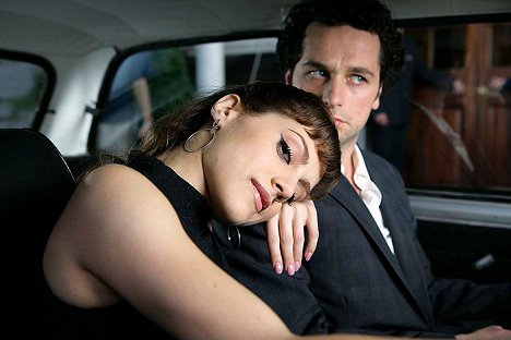 Brittany Murphy, Matthew Rhys - Love and Other Disasters - Photos