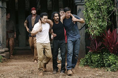 Daniel Dae Kim, Naveen Andrews, Jorge Garcia, Matthew Fox - Lost - Filmfotos
