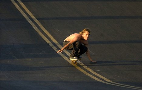 Emile Hirsch - Lords of Dogtown - Photos