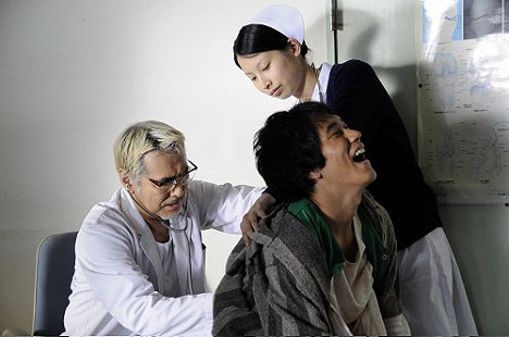 原田芳雄, Ken'ichi Matsuyama - Ultra Miracle Love Story - Film