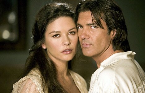 Catherine Zeta-Jones, Antonio Banderas - La Légende de Zorro - Film